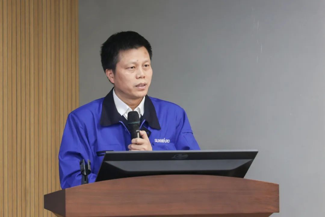 2021中國（長沙）國際工程機械設(shè)計大賽暨“設(shè)計之星”評選活動山河智能組“創(chuàng)新設(shè)計工作營”開營啦！