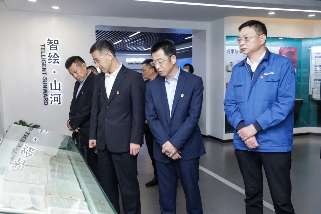 以黨建促業(yè)務，以業(yè)務強黨建——青島西海岸公用事業(yè)集團考察山河智能