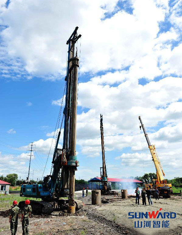 完美第一鉆，山河智能助力哈佳快速鐵路