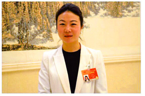 帶來六個(gè)提案，重點(diǎn)還是“農(nóng)民工”問題 ——來自山河智能的全國人大代表張曉慶接受本報(bào)記者專訪，為進(jìn)城務(wù)