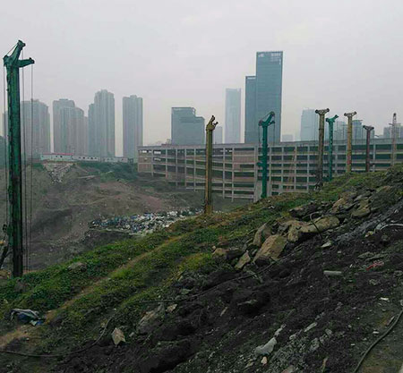 同臺獻(xiàn)藝，山河智能SWDM36旋挖鉆機獨占鰲頭