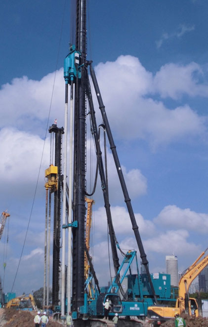 中國好機器！山河智能雙軸鉆機新加坡施工獲贊