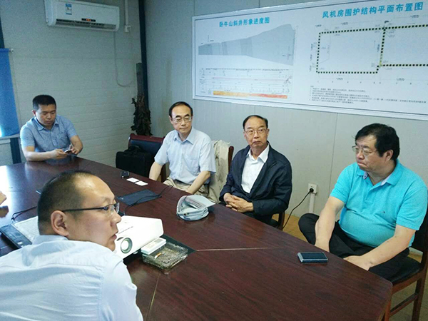 品質(zhì)制勝山河智能雙動力頭強(qiáng)力多功能鉆機(jī)屢創(chuàng)佳績