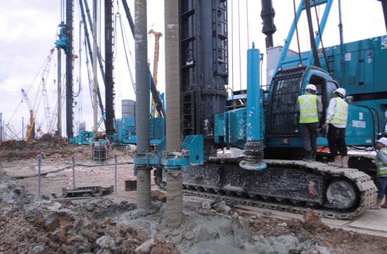 中國好機器！山河智能雙軸鉆機新加坡施工獲贊