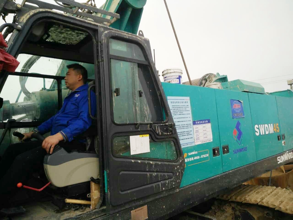 在山河：關于忠誠，關于成長