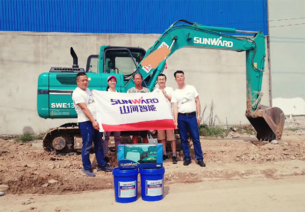 到了市場(chǎng)一線才知道，山河挖機(jī)客戶都是鐵桿粉絲