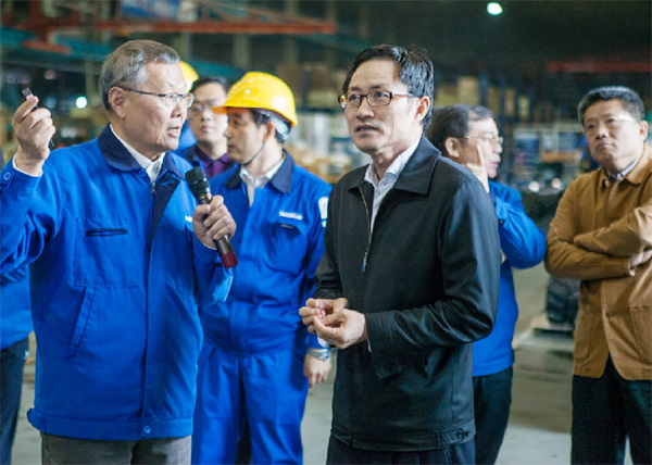 科技部副部長(zhǎng)李萌考察調(diào)研山河智能