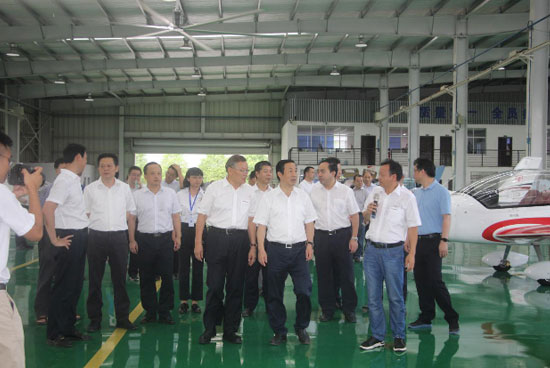 達(dá)哲省長調(diào)研山河科技：要抓住通航發(fā)展的機遇