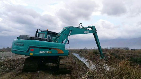 守護藍色多瑙河，山河智能長臂挖掘機歐洲首秀