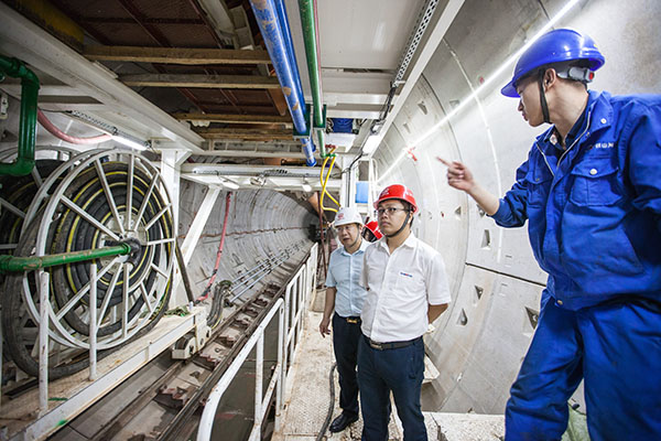 中鐵山河盾構(gòu)機(jī)雙線掘進(jìn) 全力攻堅(jiān)長(zhǎng)沙地鐵5號(hào)線