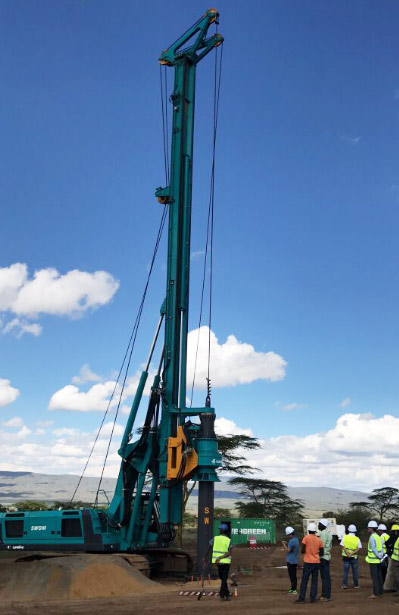 山河智能入巖神器在東非肯尼亞獲贊，人好設(shè)備好