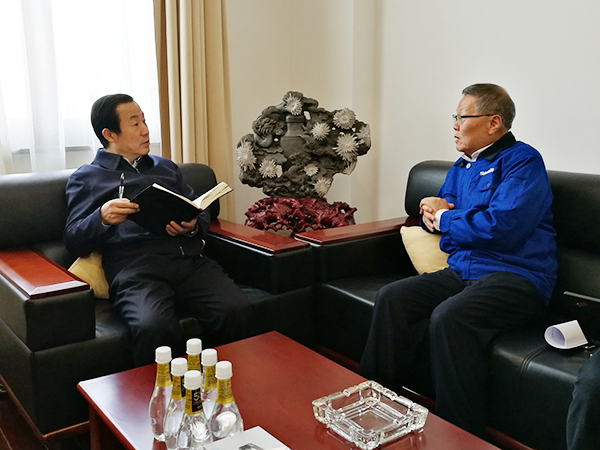 你們“一點(diǎn)三線”我記住了！達(dá)哲省長為山河智能鼓勁