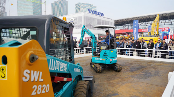 不服來戰(zhàn)！山河智能展臺(tái)有大禮等你拿