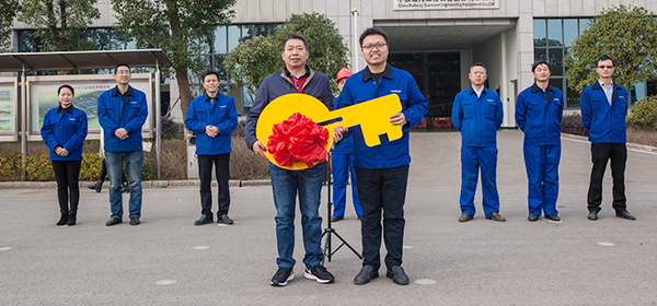 情人節(jié)牽手成功，山河智能SWDM520“我愛你”出嫁了