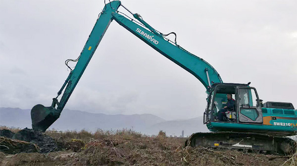 守護藍色多瑙河，山河智能長臂挖掘機歐洲首秀