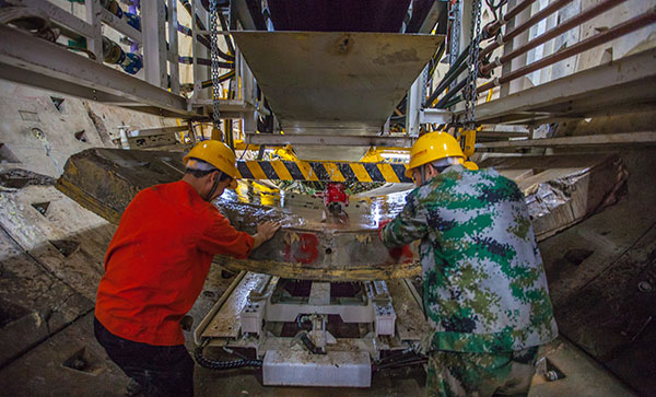 中鐵山河盾構(gòu)機(jī)雙線掘進(jìn) 全力攻堅(jiān)長(zhǎng)沙地鐵5號(hào)線