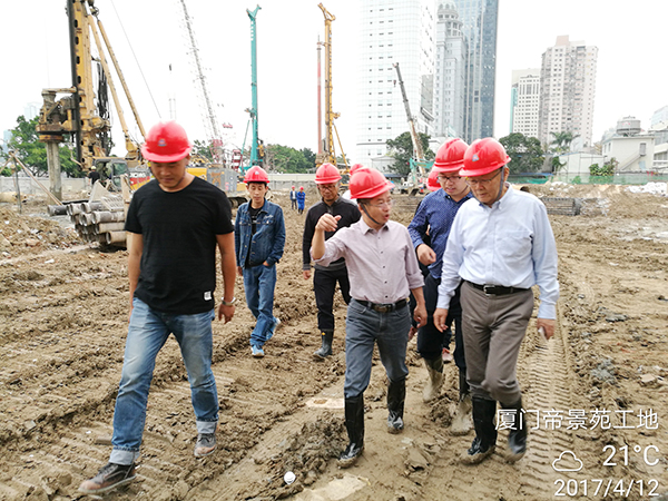 廈門(mén)項(xiàng)目再創(chuàng)入巖紀(jì)錄山河智能董事長(zhǎng)何清華親赴一線