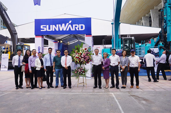 山河智能攜全球領先鑿巖設備，引爆越南礦業(yè)展