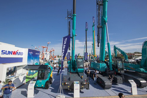 山河智能酷帥曾大蝦，一大波美圖帶你親臨北京BICES展