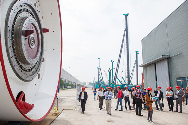 東盟十國(guó)主流媒體齊聚山河智能，共話21世紀(jì)海上絲綢之路