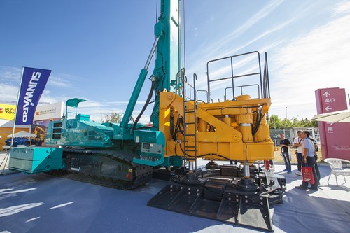 山河智能酷帥曾大蝦，一大波美圖帶你親臨北京BICES展