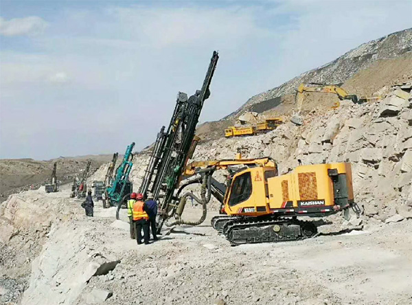 PK國際領先品牌，山河智能露天液壓鉆車再交完美答卷