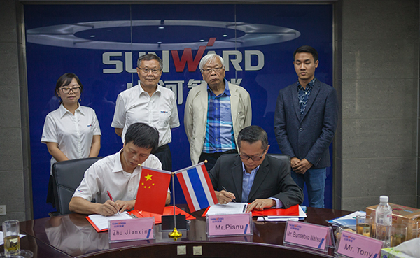 掘金一帶一路，山河智能中大挖大批量出口泰國