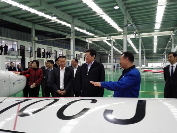 省委書記杜家毫勉勵山河智能：做大做強(qiáng)航空航天產(chǎn)業(yè)