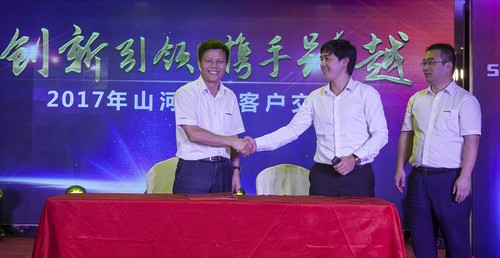 山河智能酷帥曾大蝦，一大波美圖帶你親臨北京BICES展