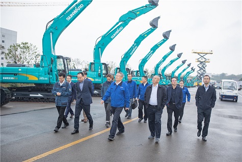 長沙軌道交通集團考察山河智能