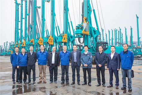 長沙軌道交通集團考察山河智能