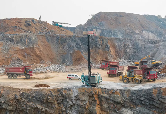 一臺(tái)頂三臺(tái) 山河智能潛孔鉆機(jī)真好用