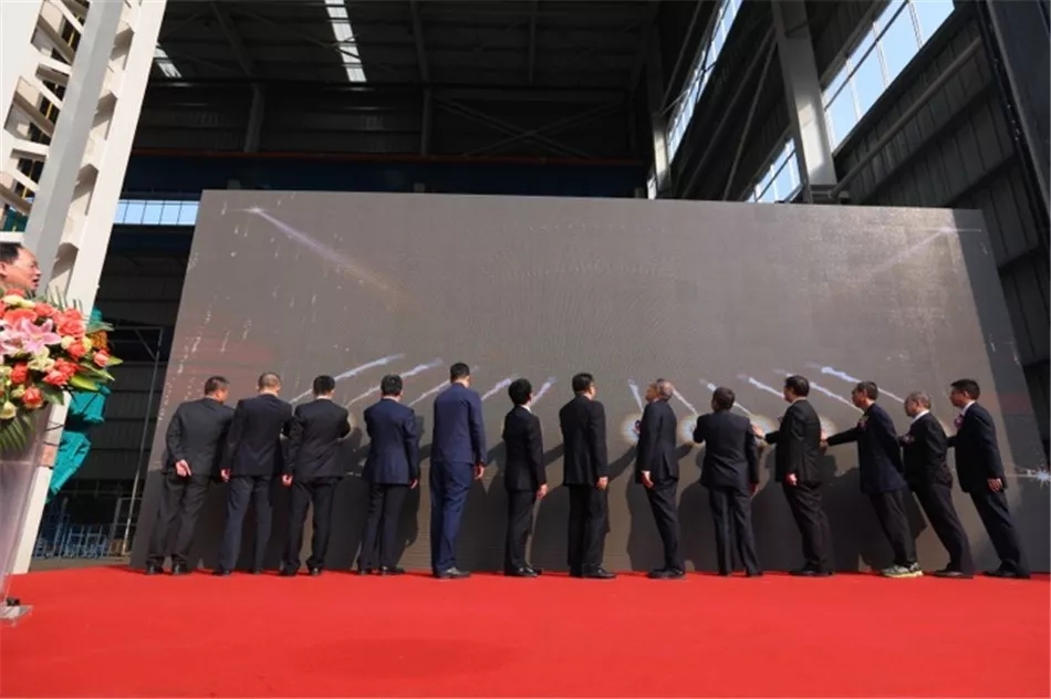 我國首批洞內(nèi)互換式雙模盾構(gòu)機(jī)下線