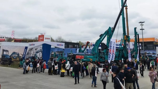 向世界展示中國(guó)“智造”魅力，山河智能攜創(chuàng)新陣容閃耀德國(guó)寶馬展