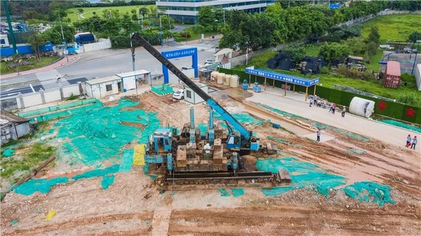 祝賀，中國首臺大噸位多功能液壓靜力壓樁機(jī)今年二十歲了!