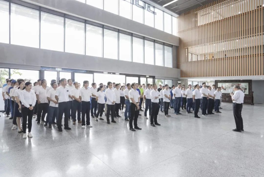 山河工業(yè)城開通共享單車 員工通勤綠色便捷