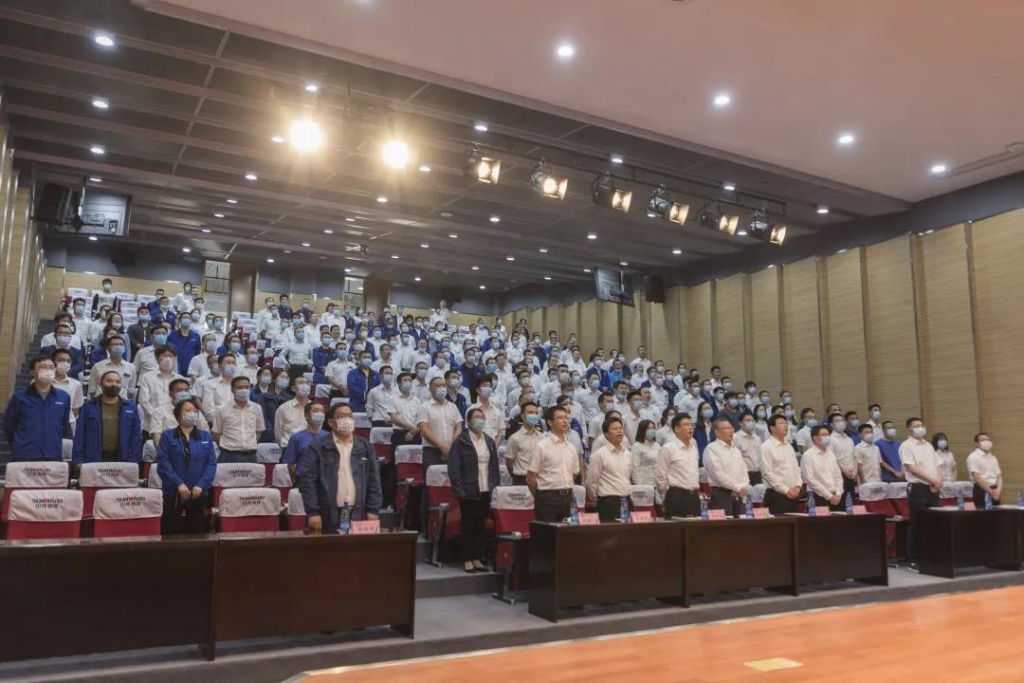山河智能隆重表彰戰(zhàn)“疫”先進(jìn)