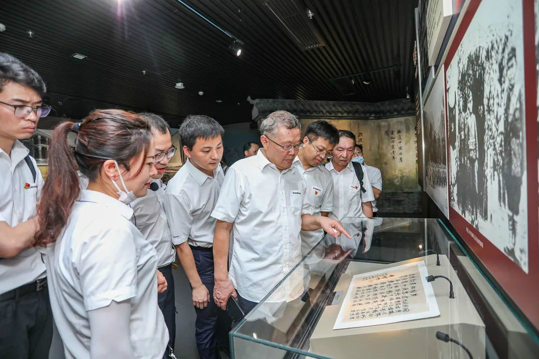 公道正派出清風(fēng)正氣，廉潔自律塑良好形象——山河智能開(kāi)展中高層干部廉潔教育活動(dòng)