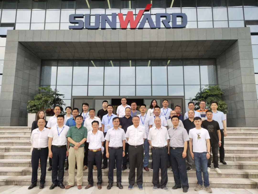 省工程機(jī)械產(chǎn)業(yè)與鑄造產(chǎn)業(yè)合作對接會在山河智能舉行