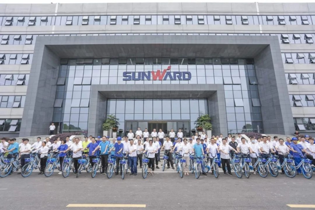 山河工業(yè)城開通共享單車 員工通勤綠色便捷