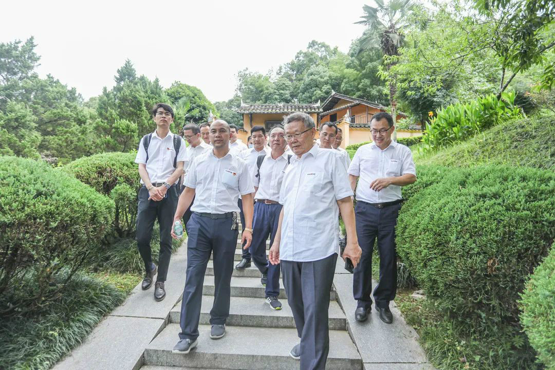 公道正派出清風(fēng)正氣，廉潔自律塑良好形象——山河智能開(kāi)展中高層干部廉潔教育活動(dòng)