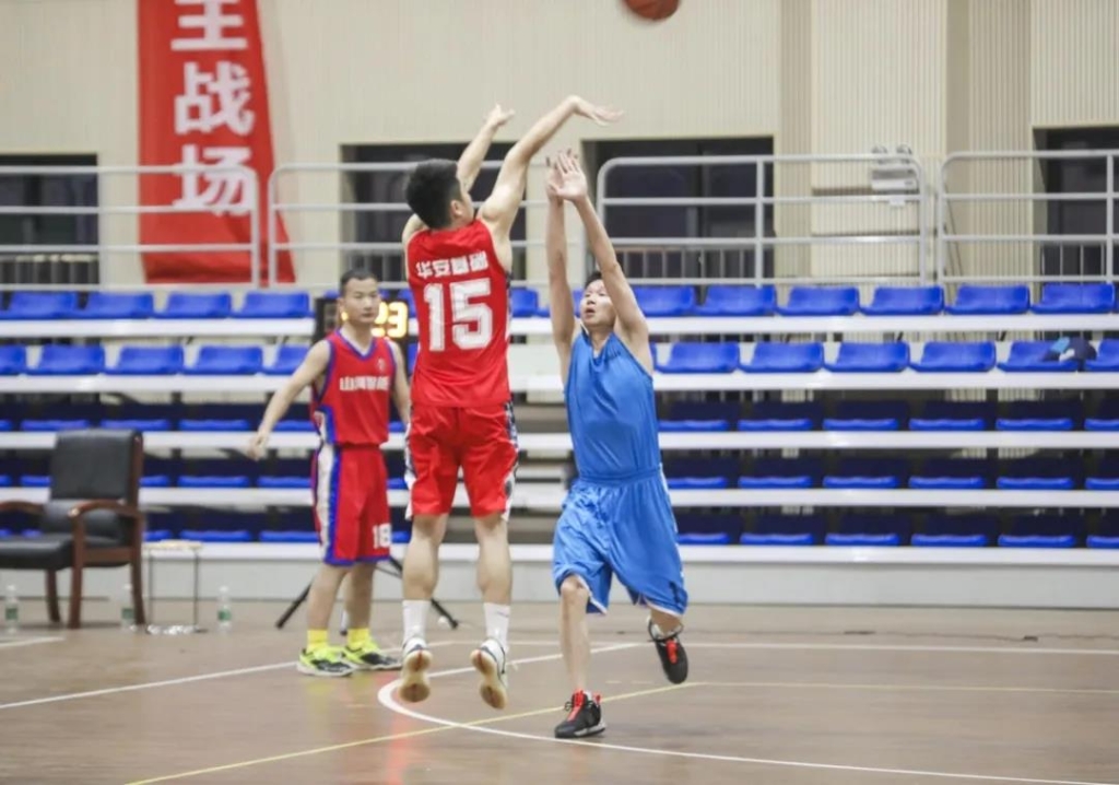 “520” 山河智能以球會友中建五局三公司