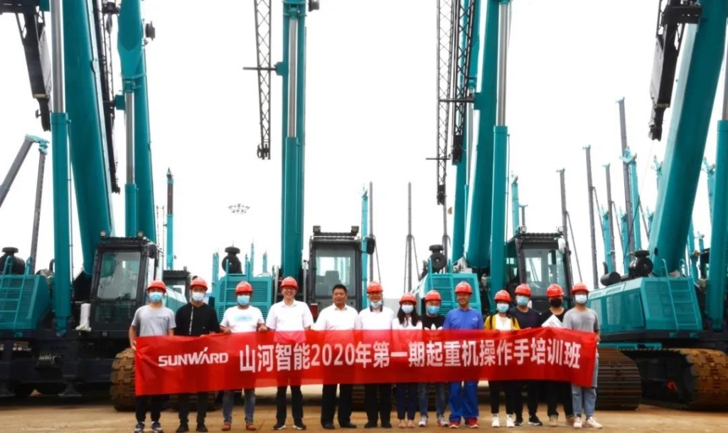 起重機(jī)操作培訓(xùn)考核通過(guò)率超80%