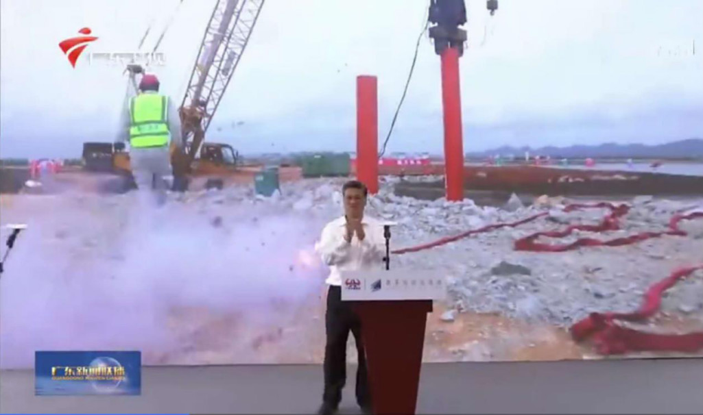 大灣區(qū)又一跨海“大橋”開工，山河智能挖掘機(jī)“秀”美現(xiàn)場