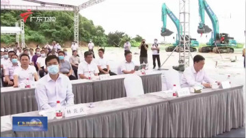 大灣區(qū)又一跨?！按髽颉遍_工，山河智能挖掘機(jī)“秀”美現(xiàn)場