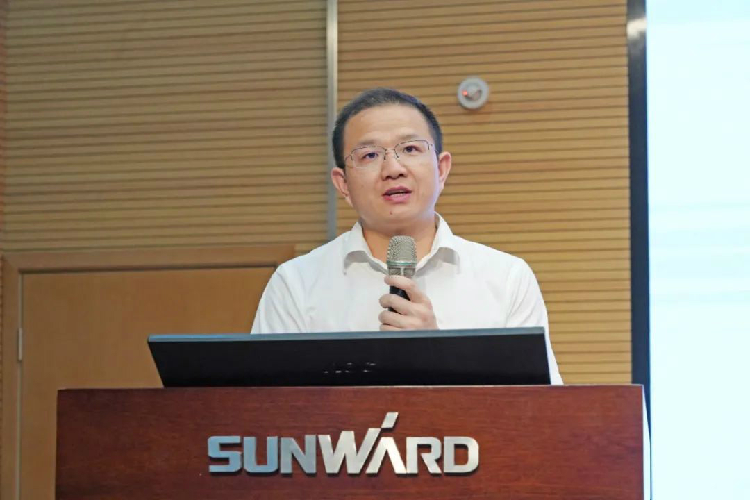 傳承革命先烈精神，雙促雙融助力發(fā)展——山河智能、市疾控中心聯(lián)合開展主題黨日活動(dòng)