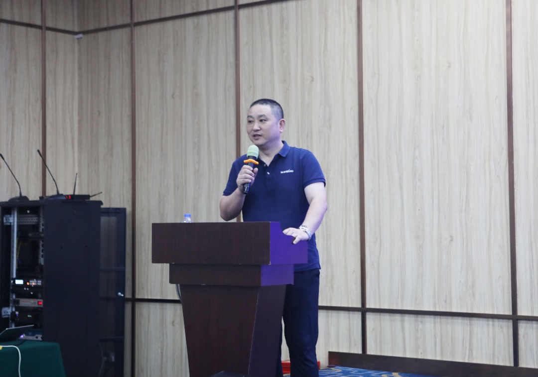 以強(qiáng)執(zhí)行力聚焦基礎(chǔ)能力建設(shè) 向挖掘機(jī)萬(wàn)臺(tái)俱樂部邁進(jìn)——山河智能2020年挖掘機(jī)經(jīng)銷商半年度會(huì)議圓滿召