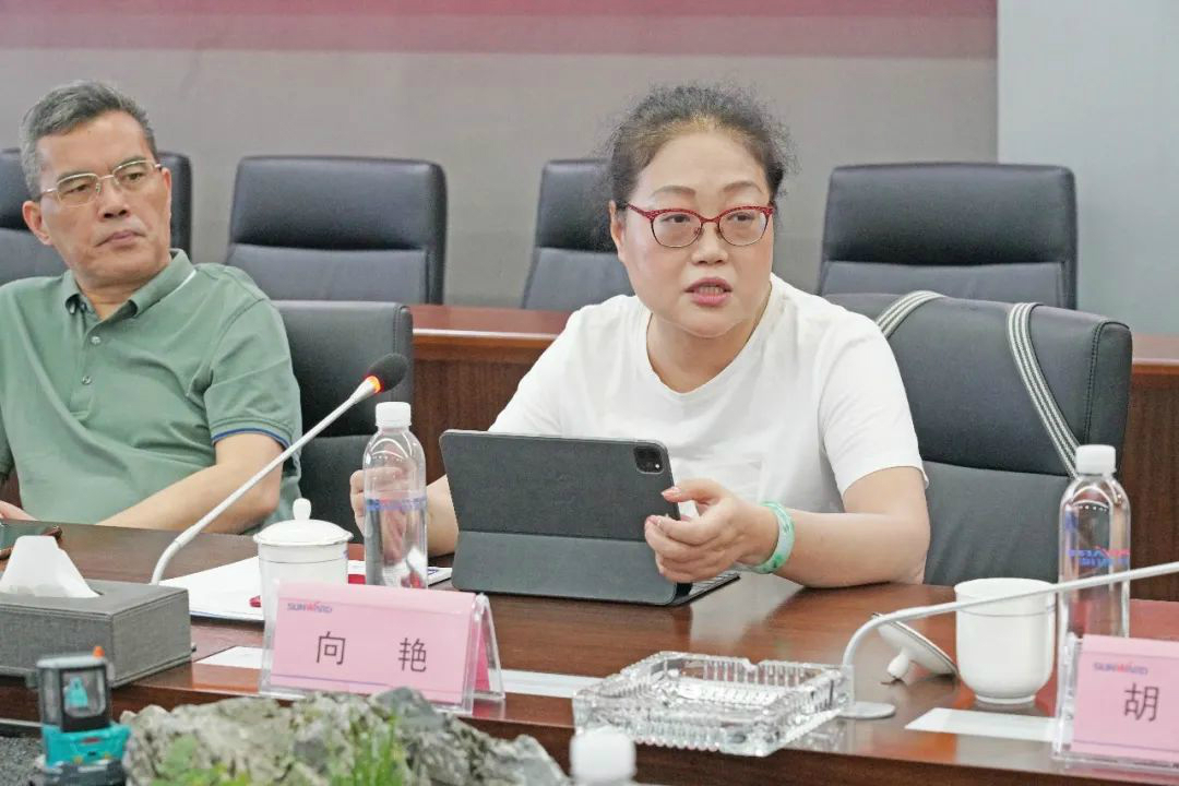 巖土工程施工技術(shù)與裝備專業(yè)委員會(huì)2020年常務(wù)委員會(huì)議在山河智能召開(kāi)