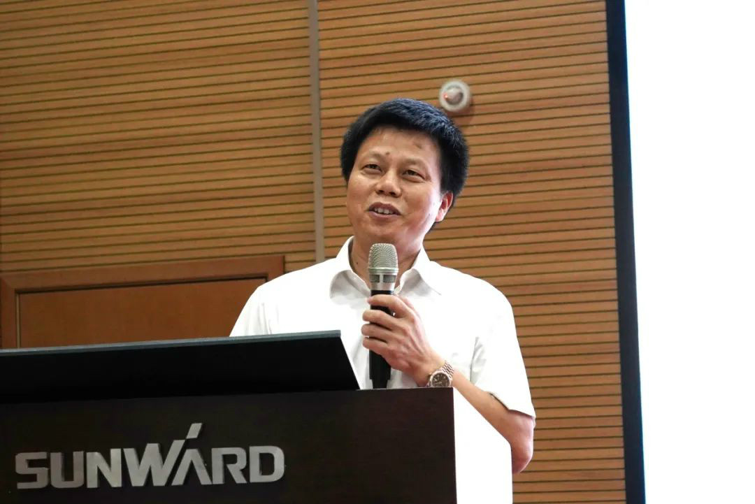 關愛科技工作者健康——健康科普進企業(yè)走進山河智能