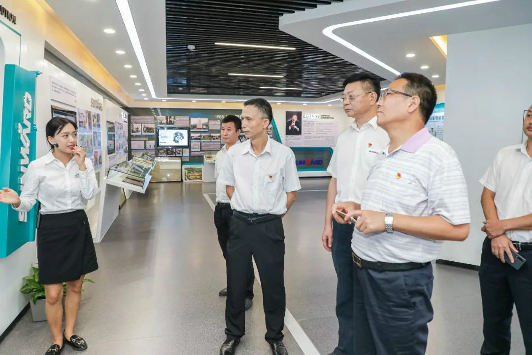 廣州工控黨建聯(lián)盟聯(lián)絡(luò)員一行到山河智能開展工作對(duì)接